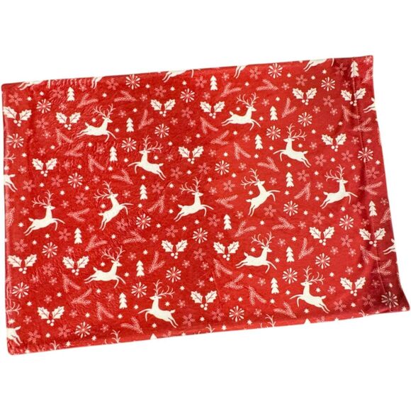 Minky Couture Plush Christmas Reindeer Themed Holiday Print Standard Pillowcase - Picture 2 of 6